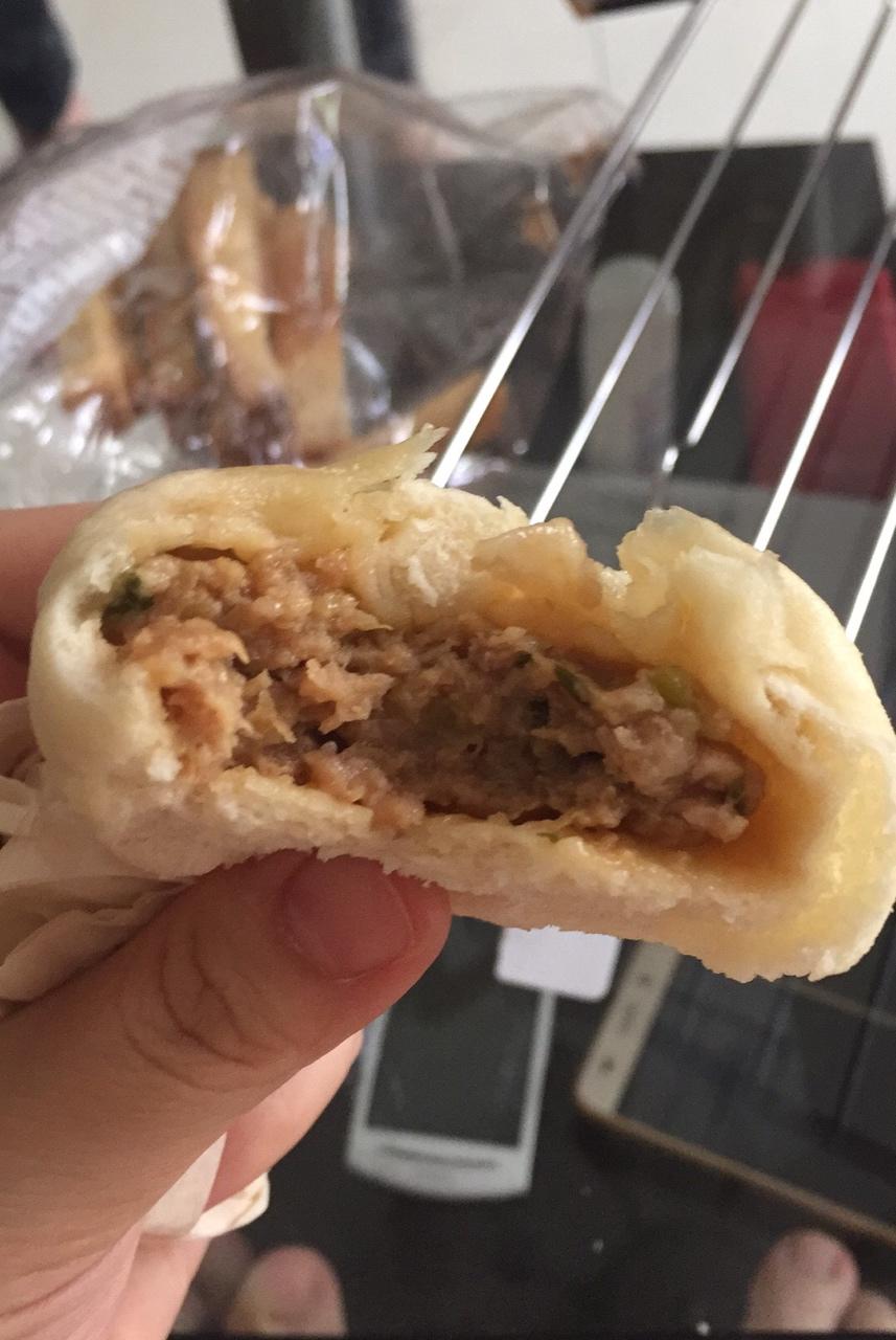 肉包子,杠杠的