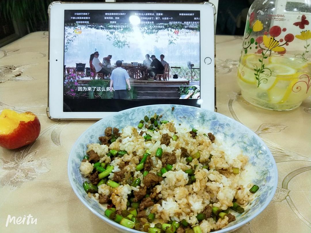 超下饭的蒜苔肉末