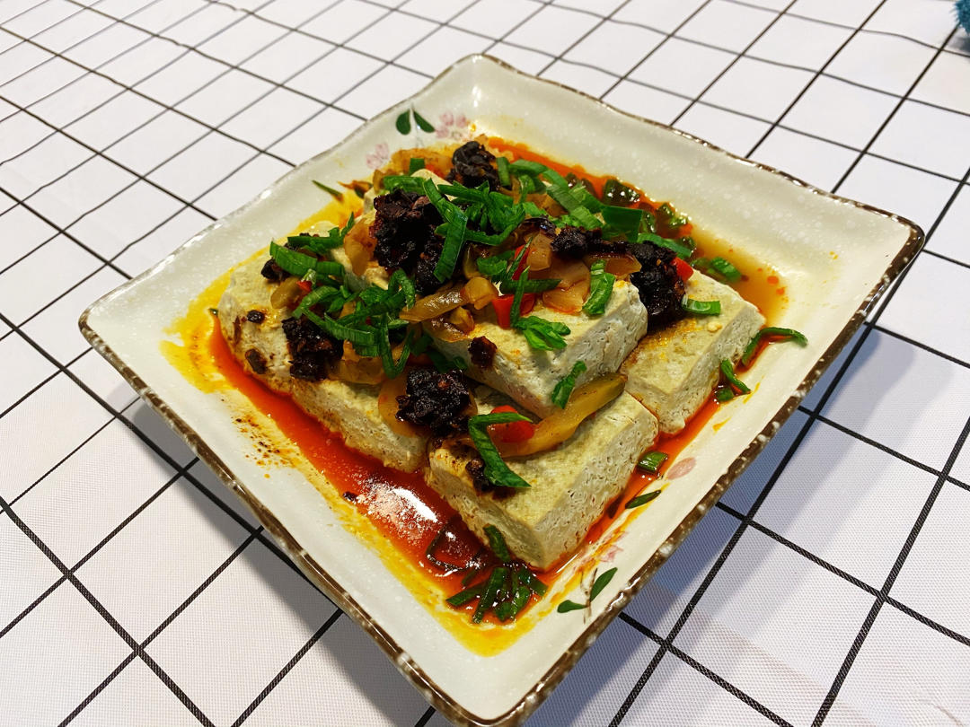 【快手】剁椒蒸臭豆腐
