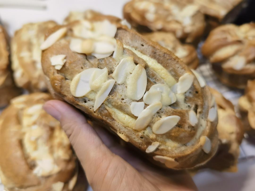 3倍快乐，香迷糊啦~生椰拿铁小吐司