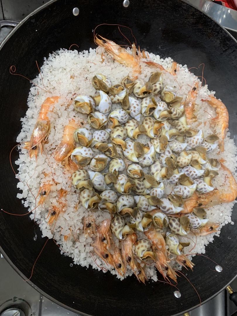 丫头唛做的盐焗花螺盐焗虾盐焗海鲜