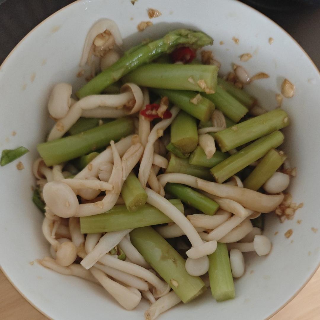 芦笋白玉菇