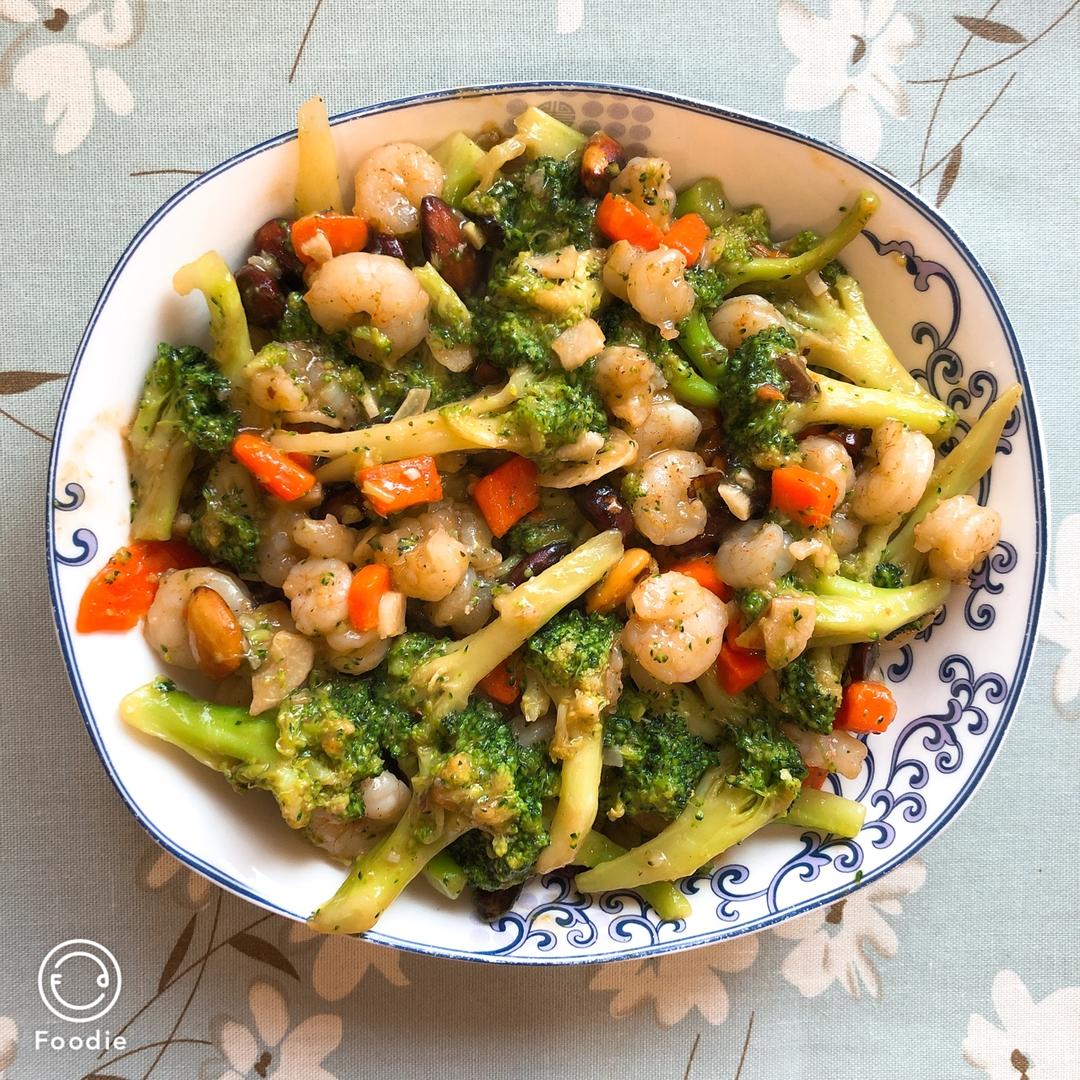 腰果虾仁炒西兰花