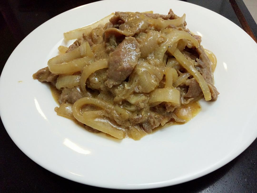 洋葱肥牛饭