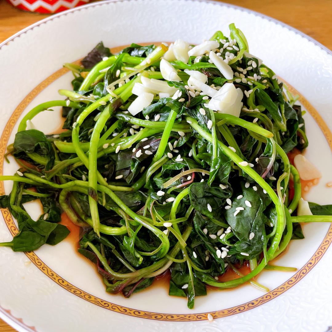 喜欢雨昕的七七做的上桌就秒光的凉拌苋菜