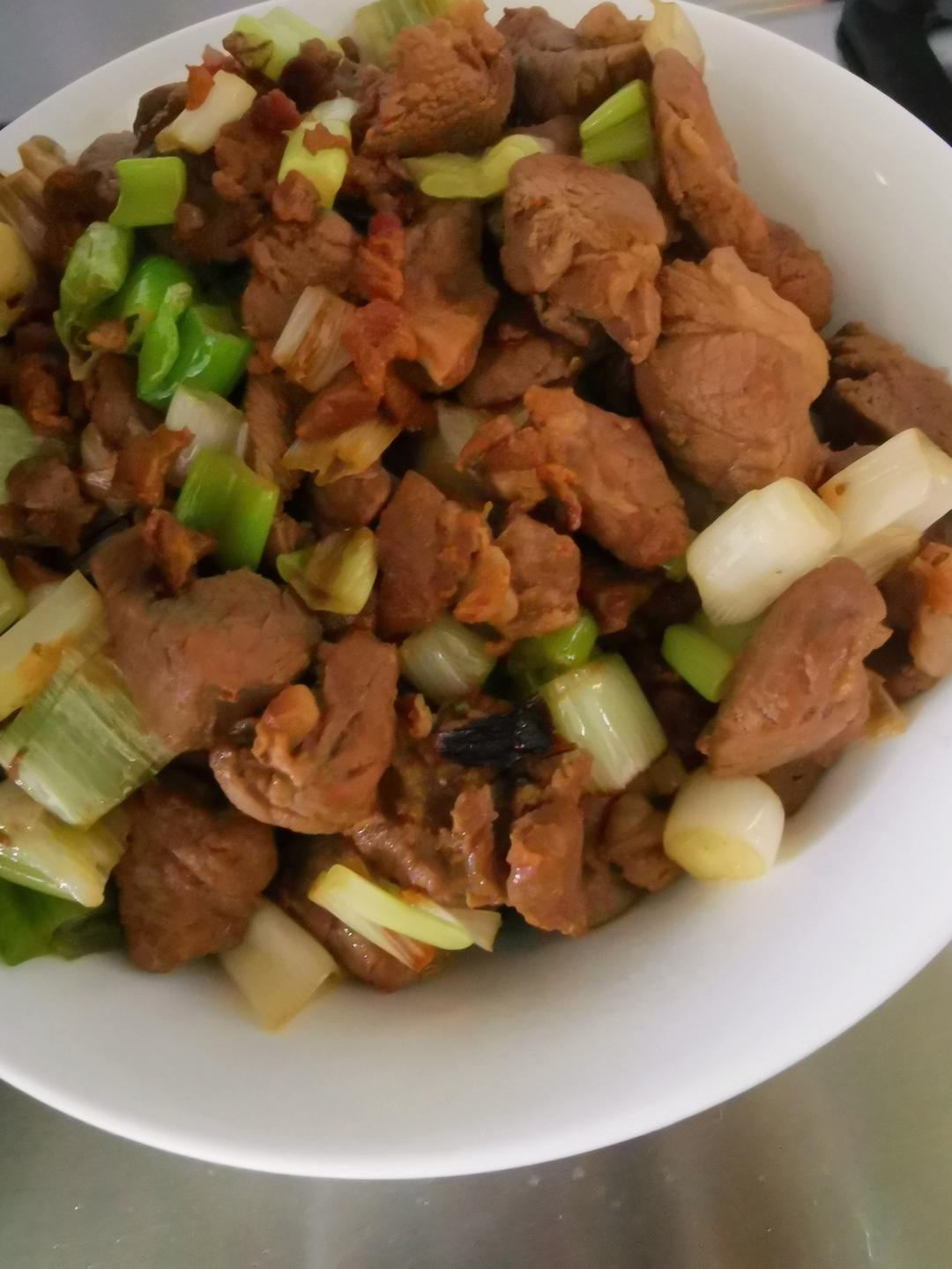 【嗷呜】老北京葱爆羊肉