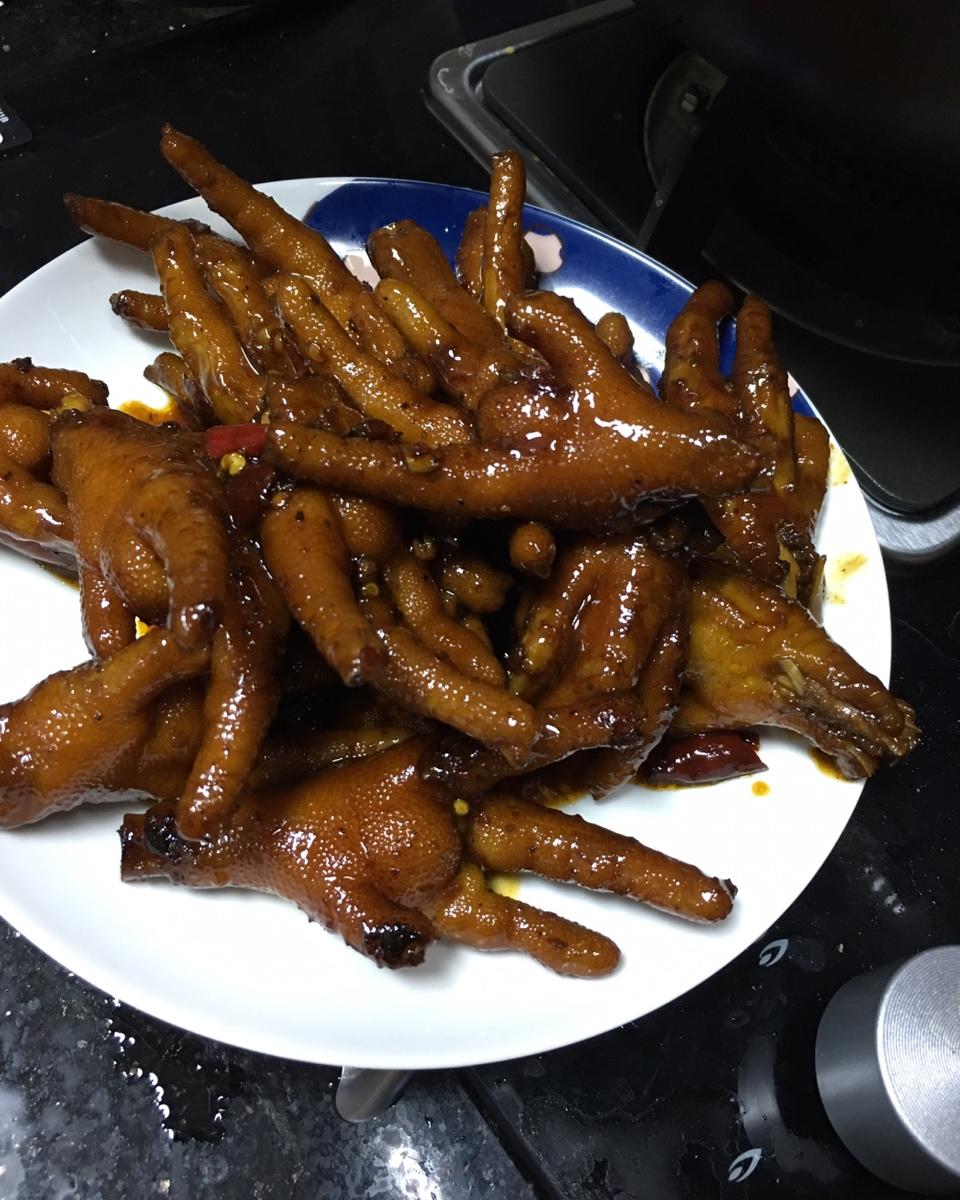 香辣烧鸡爪