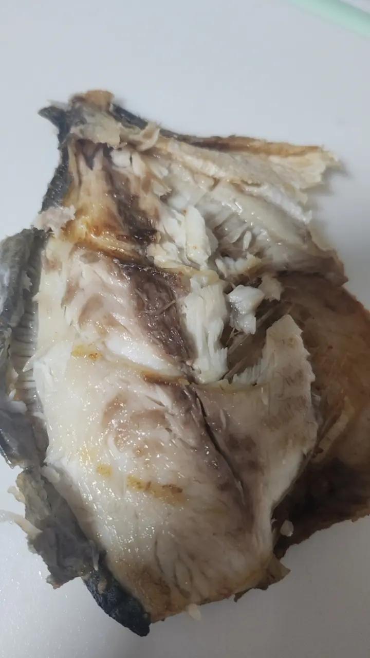香煎鲳鱼