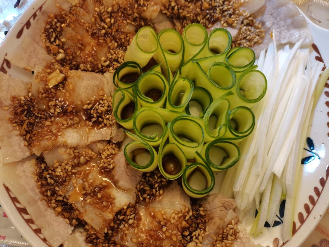 蒜泥白肉