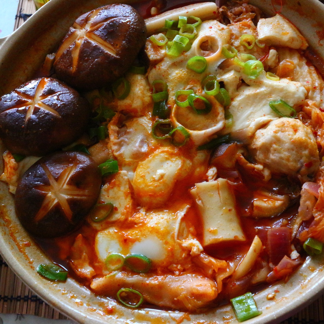 冯小小牛做的韩式豆腐锅koreantofuhotpot