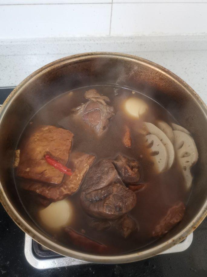 和绝味一个味儿的卤菜