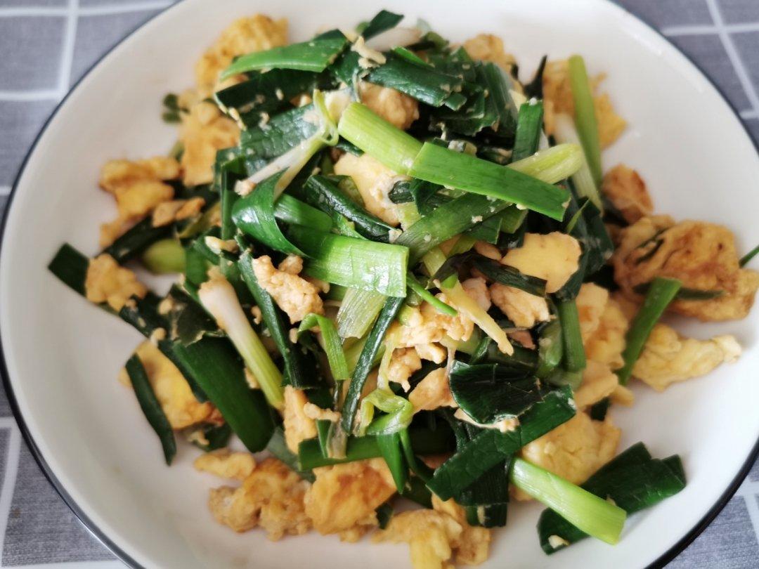大蒜炒鸡蛋