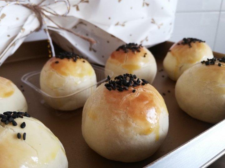 《Tinrry+》菠萝蛋黄酥（超快手、免揉、不用开酥）