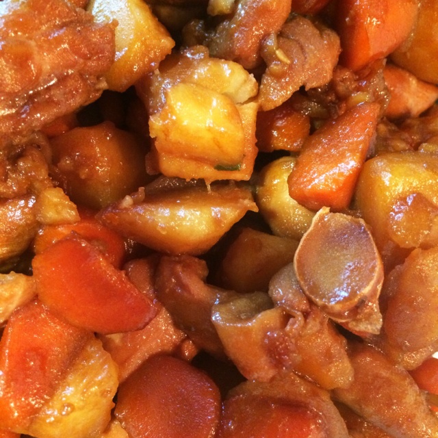 红烧土豆炖鸡腿