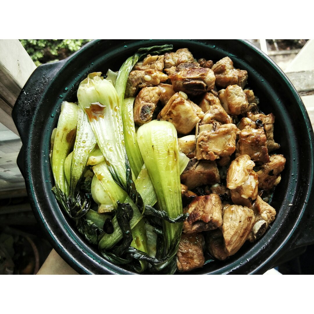 香肠煲仔饭
