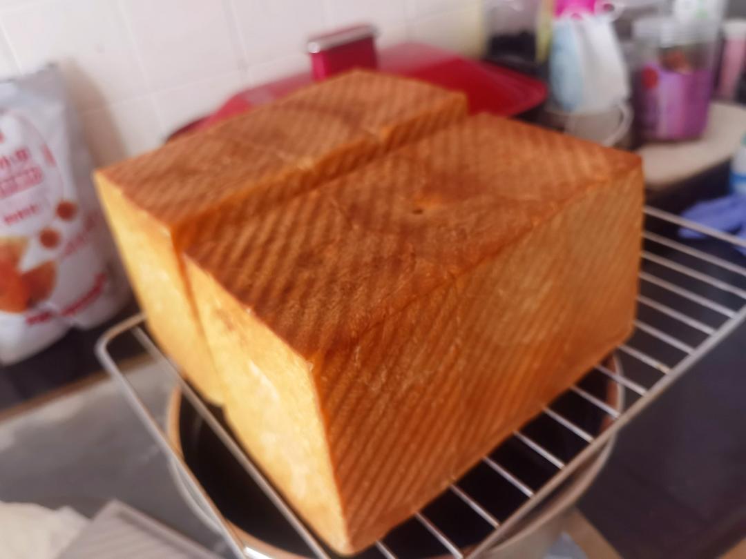 我认为最好吃的吐司🍞重磅奶油奶酪吐司（内含奶油奶酪馅料制作方法）