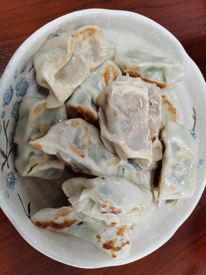一口一个脆的煎饺