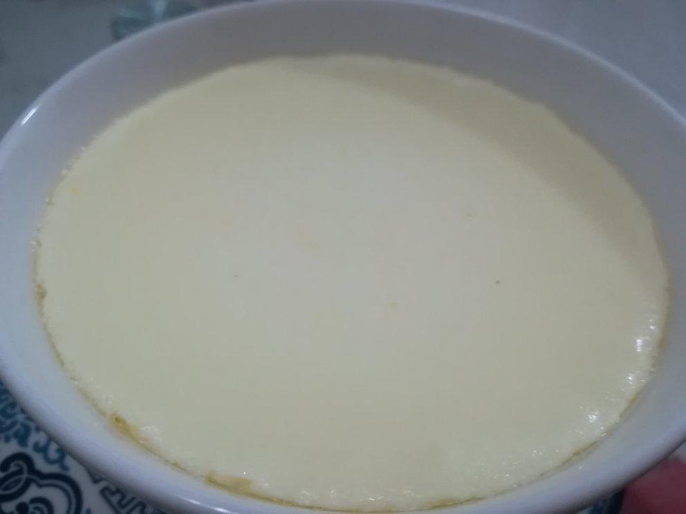 鲜奶炖蛋