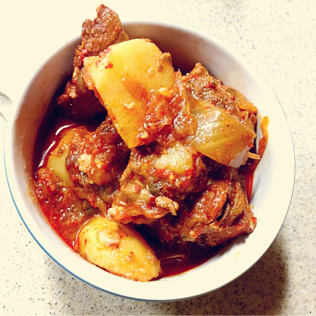 韩式排骨炖土豆 Korean Style Pork Ribs Stew with Potato