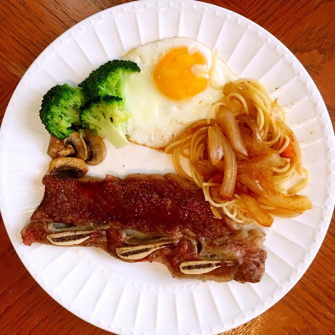 黑椒牛排