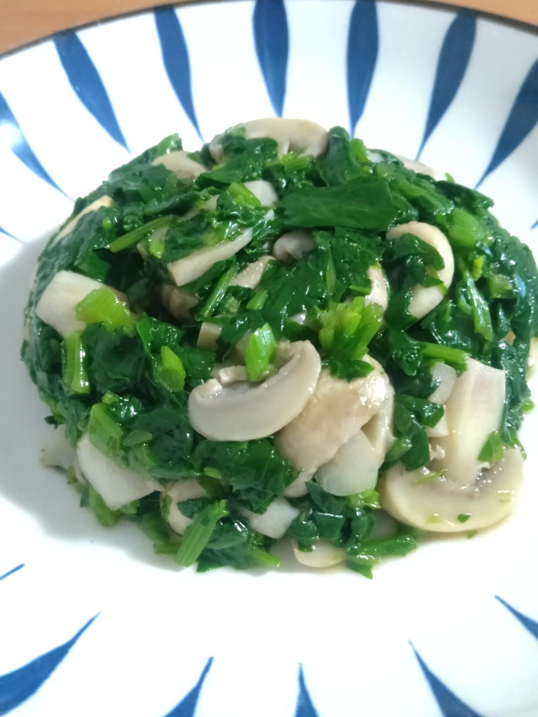 鲜甜的菠菜拌口蘑的做法