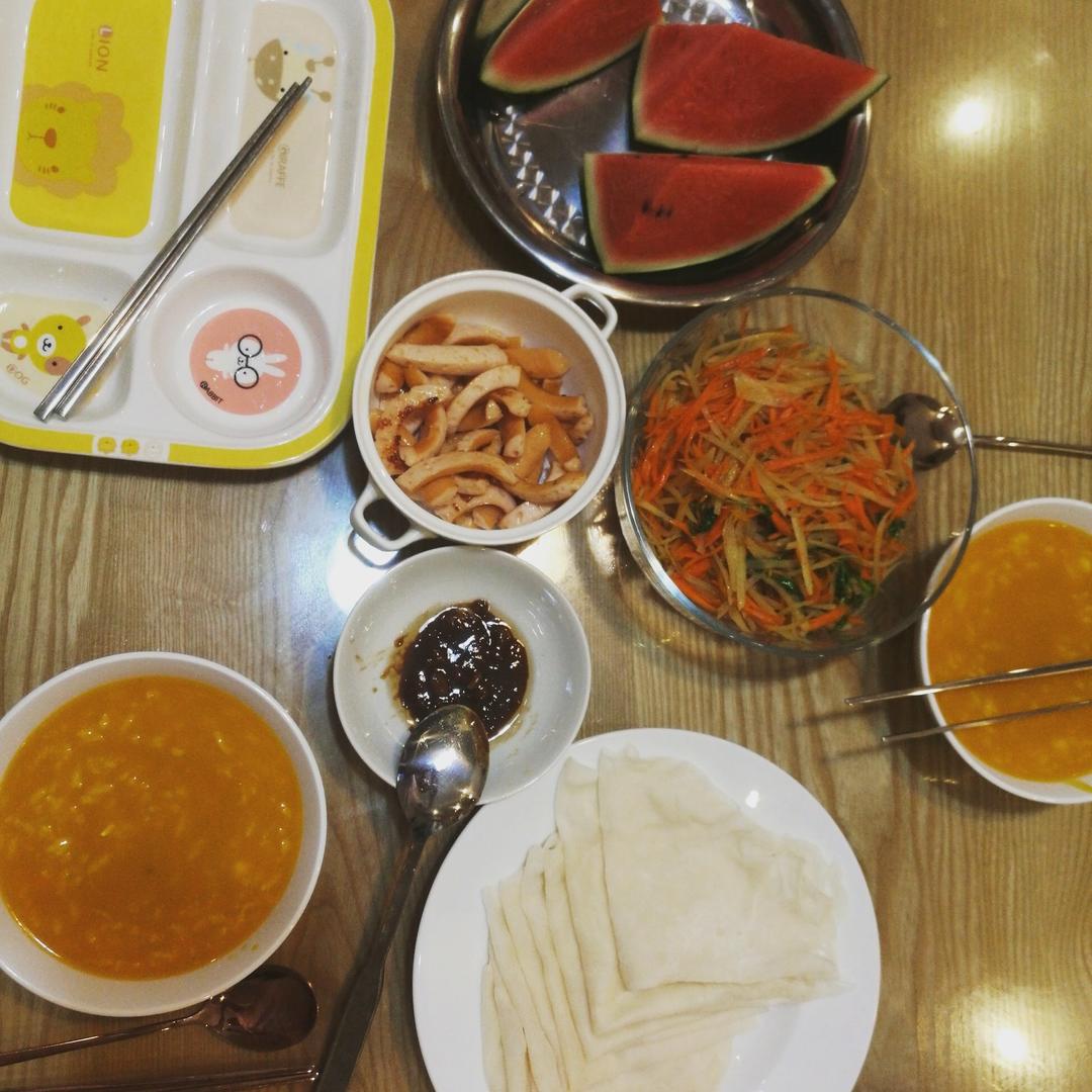 妈妈教做软甜筋道水烙馍