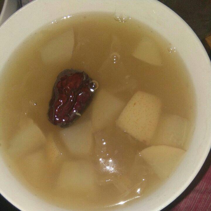 冰糖银耳梨汤