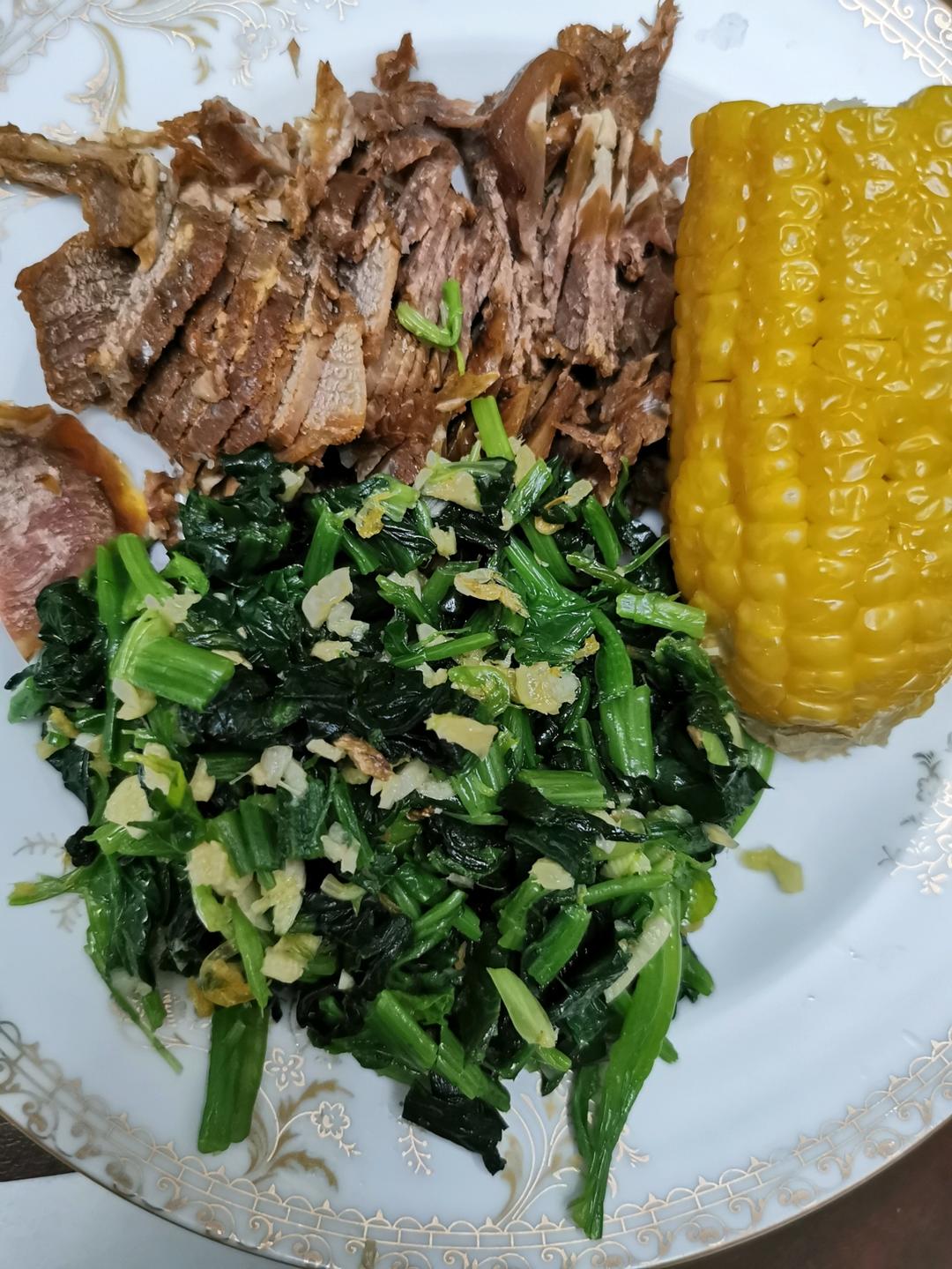 凉拌菠菜(家传秘方)