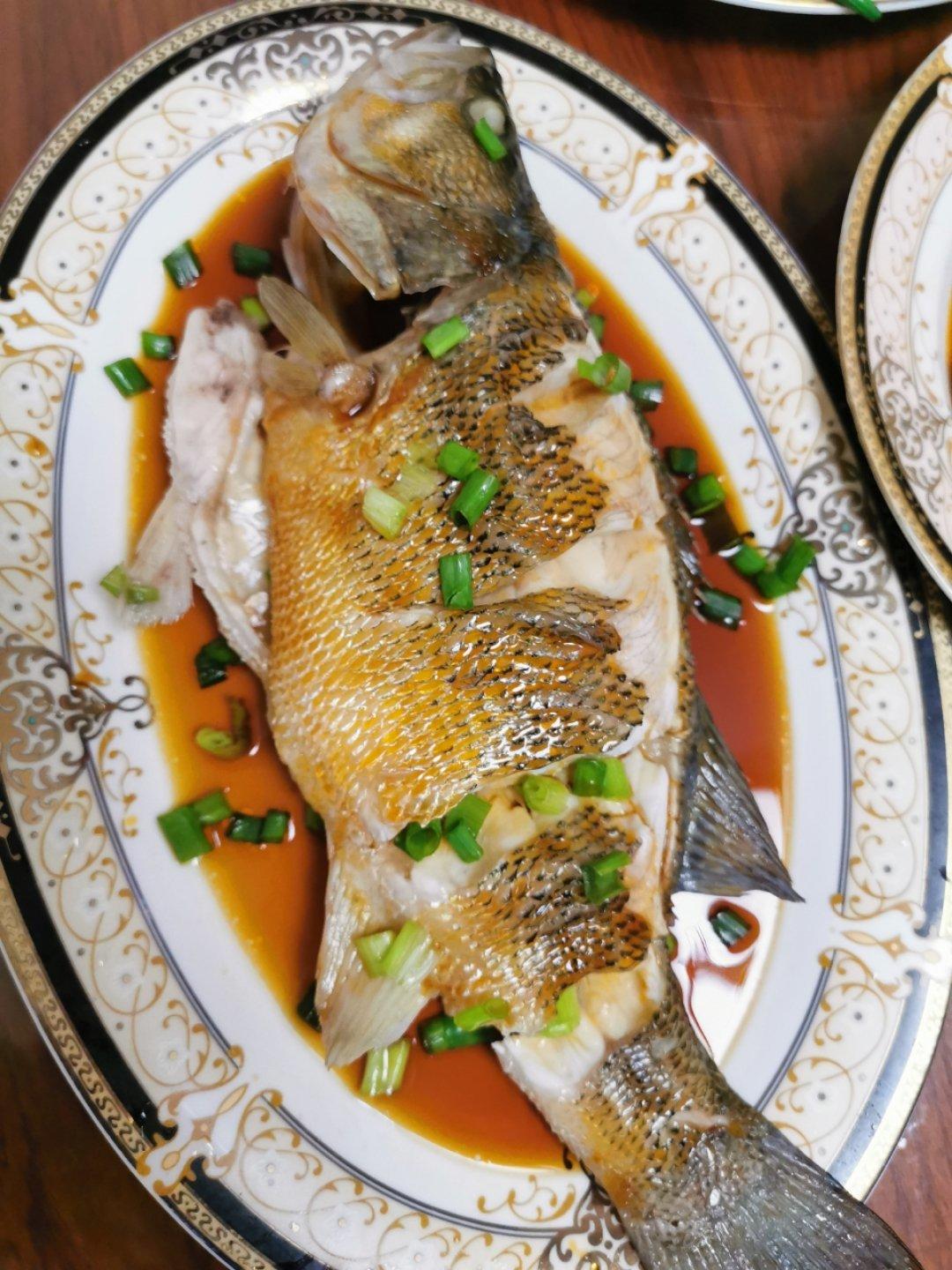 清蒸鲈鱼