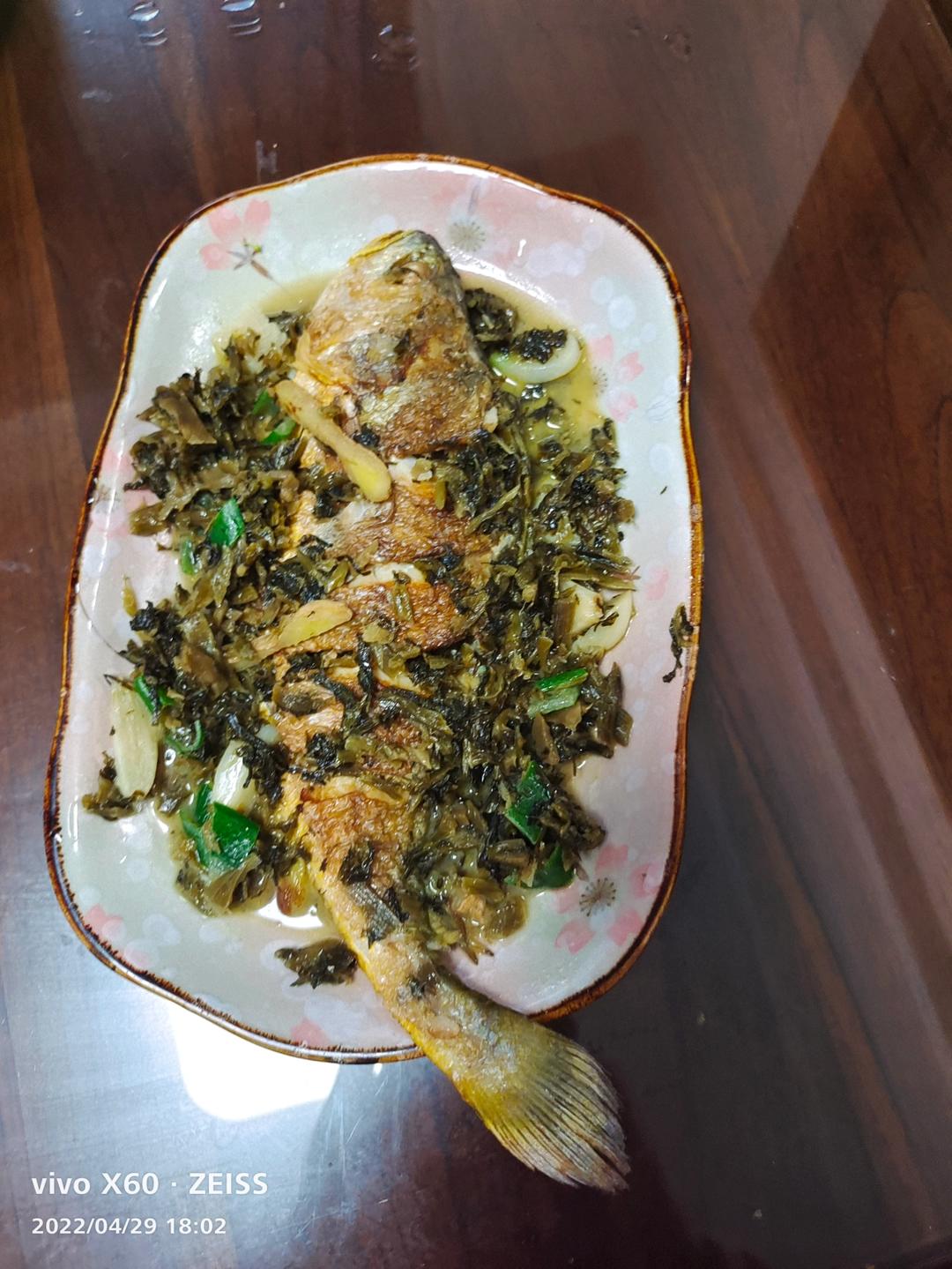 红烧黄鱼—鱼皮不破的小窍门