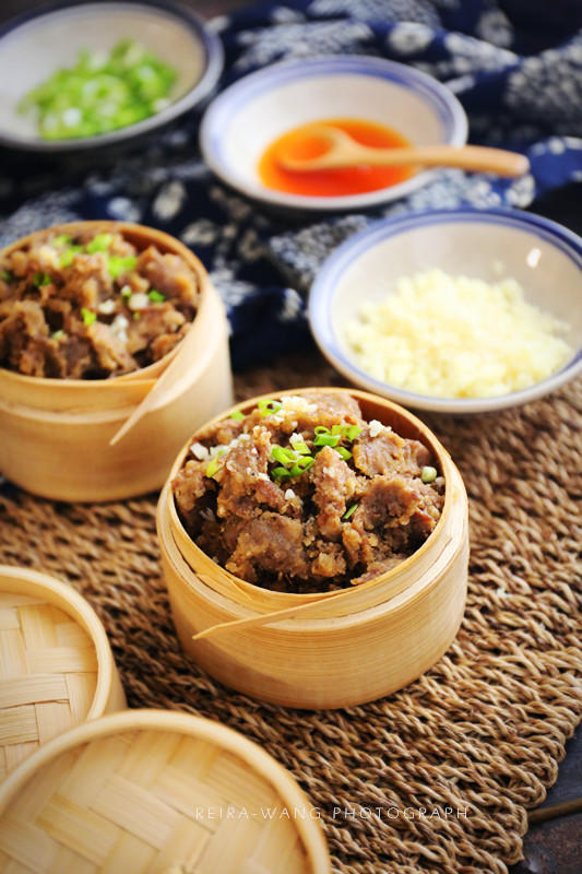 还原成都街头的：粉蒸牛肉