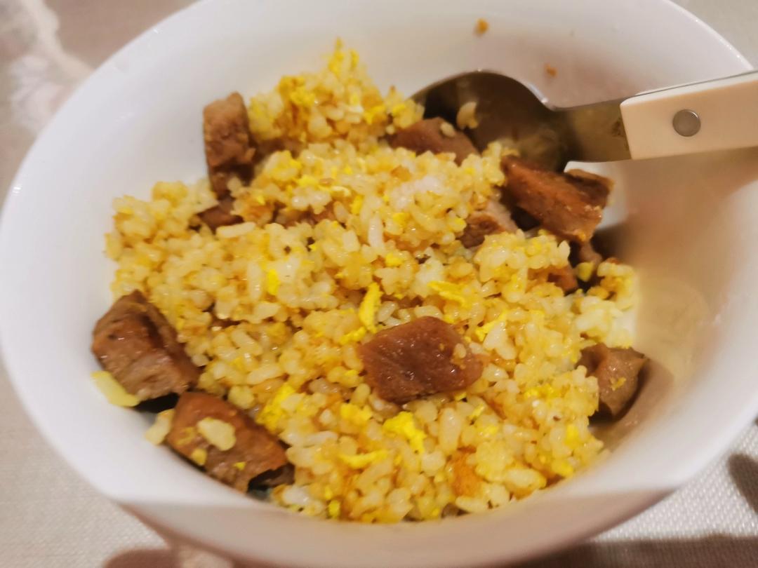 好吃到停不下来的酱油蛋炒饭