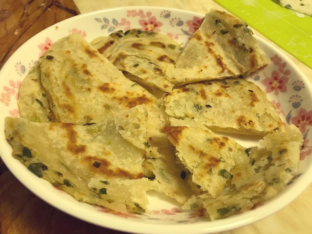葱油饼（附外酥里嫩的技巧）