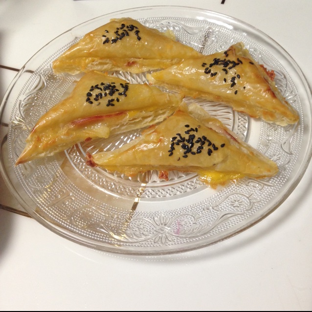 酥皮奶酪角