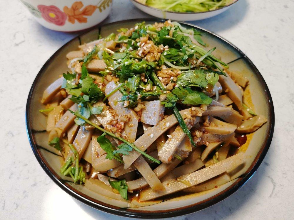 小璐美食做的懒人荞面碗托陕北