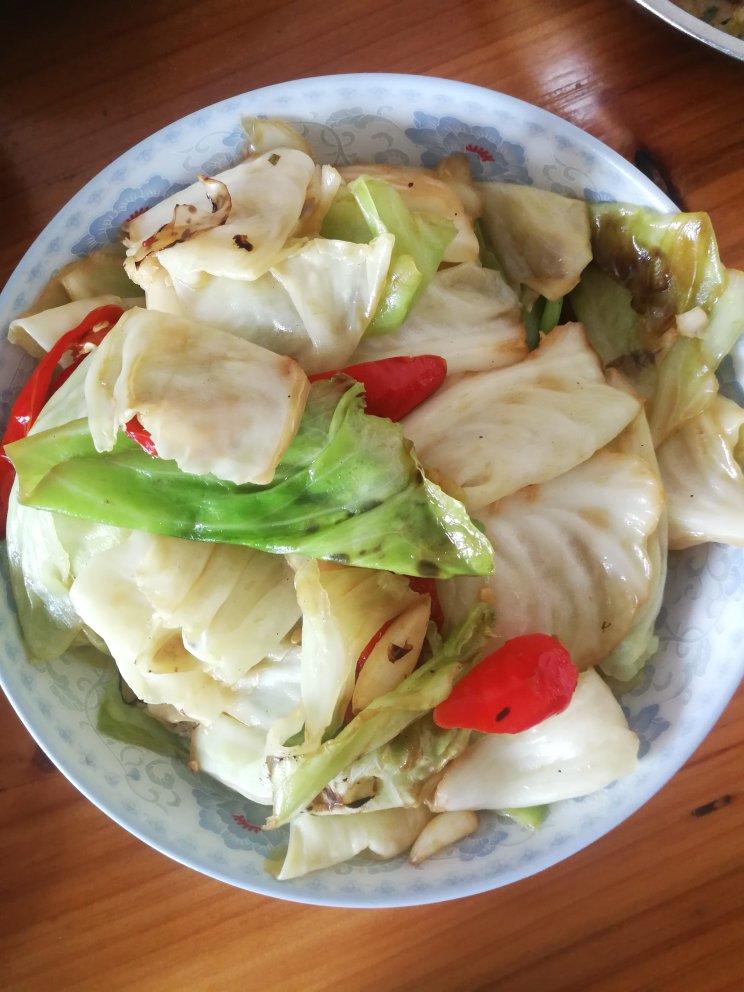 阿婆手撕包菜