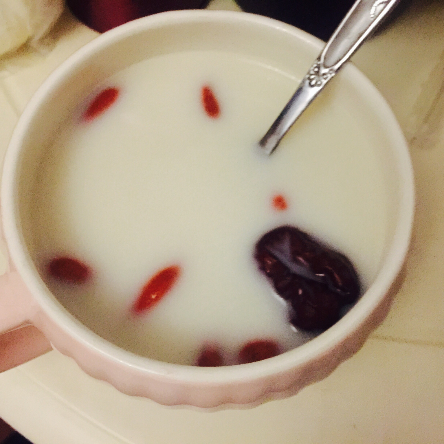 牛奶燕窝
