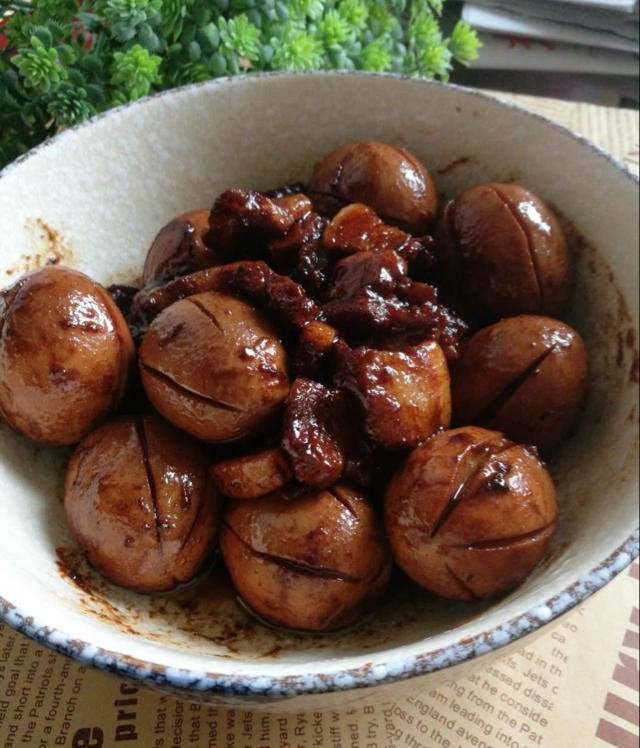 其实也不是很难的红烧肉烧蛋