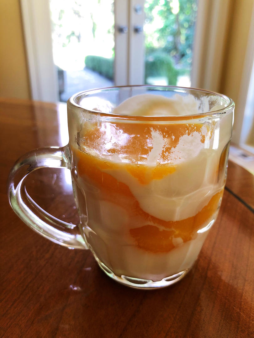 芒果奶昔 mango milkshake