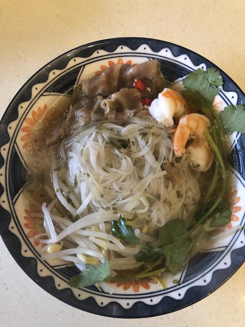 正宗越南牛肉湯米粉 Beef Broth Pho
