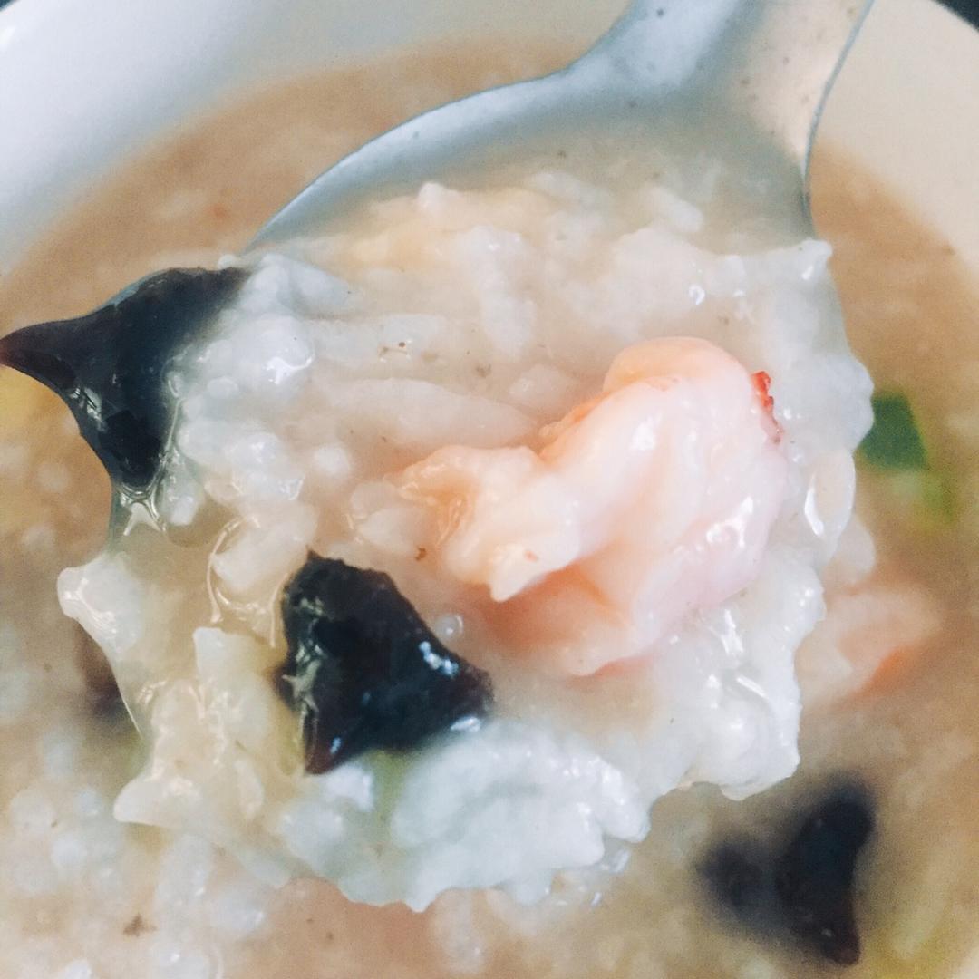 【视频】海鲜砂锅粥，吃货潮汕人的最爱！