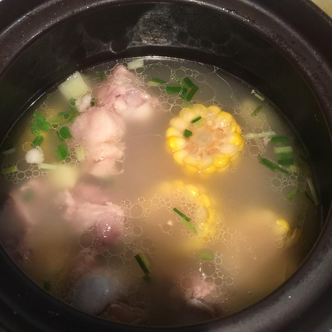 懒人炖筒骨汤