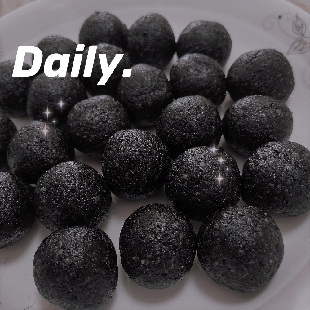 黑芝麻核桃丸
超简单做法