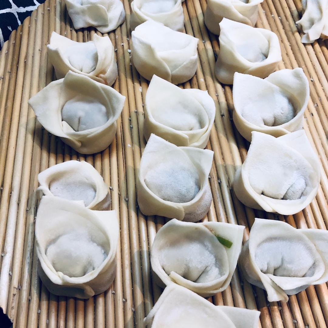馄饨的包法（简单易学不跑馅儿）