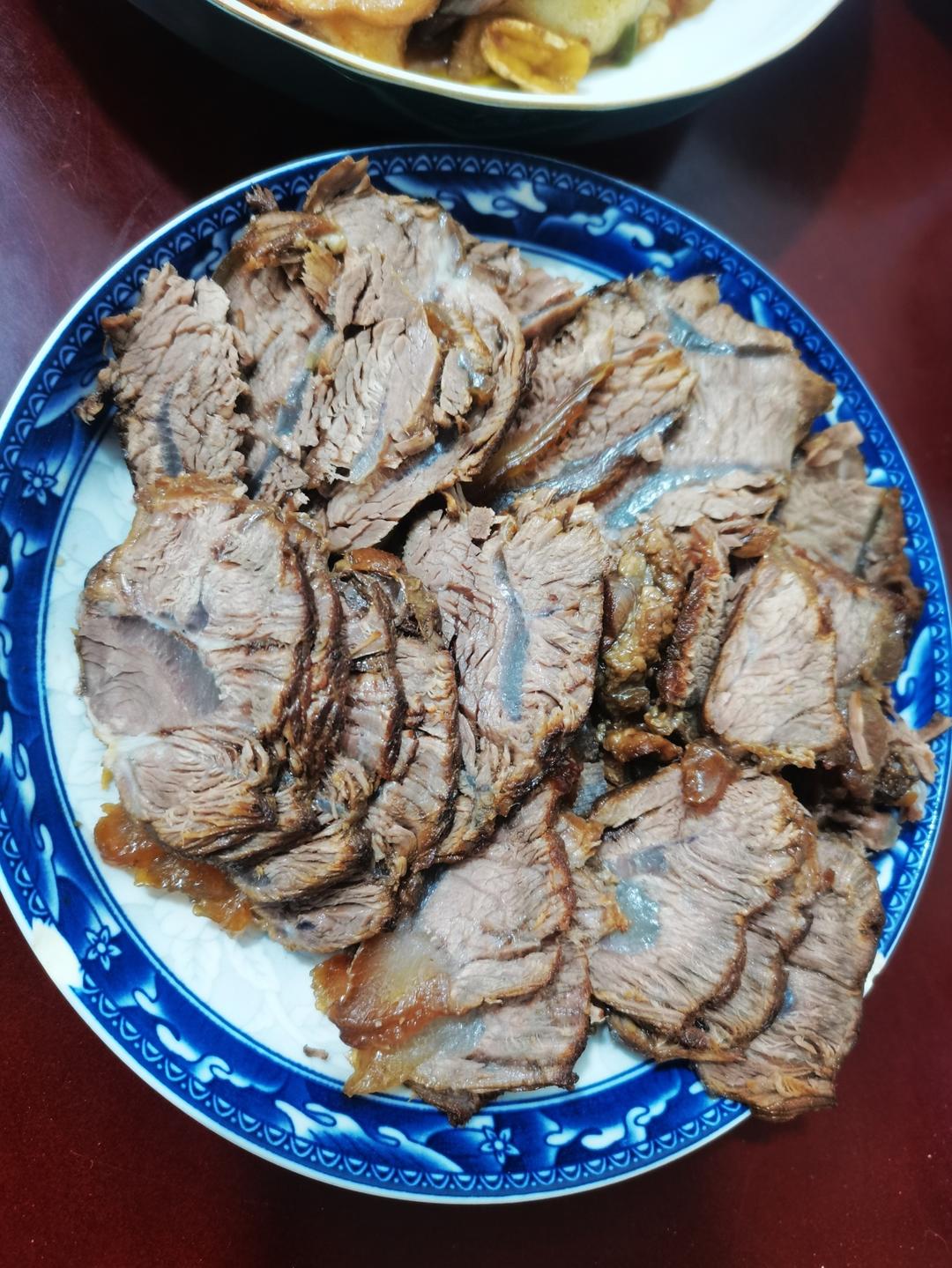 卤牛肉