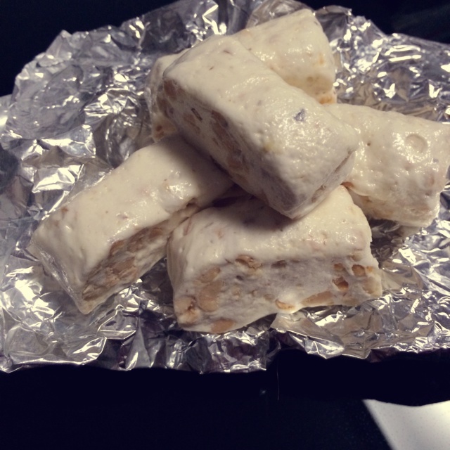 微波花生牛轧糖