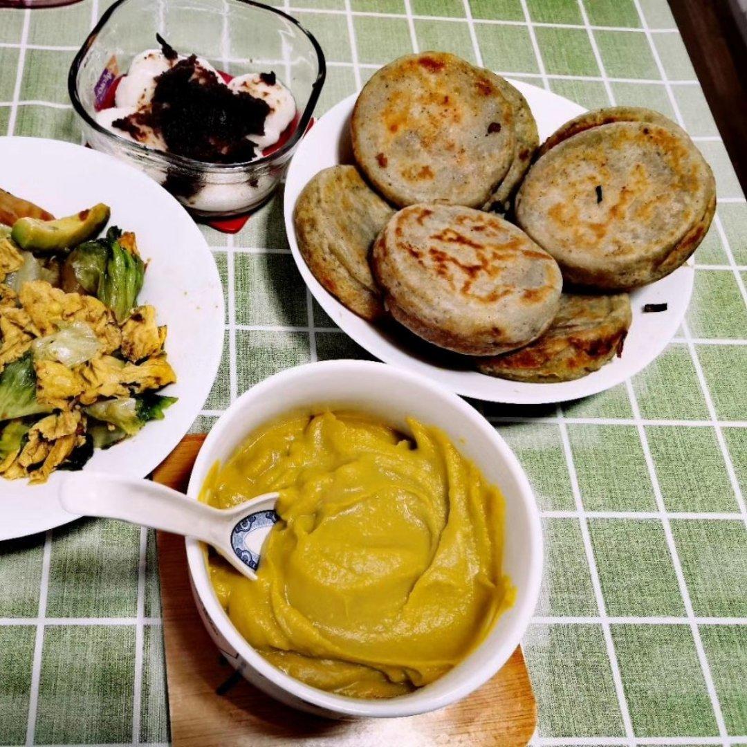 早餐霸王~沉甸甸鸡蛋汉堡