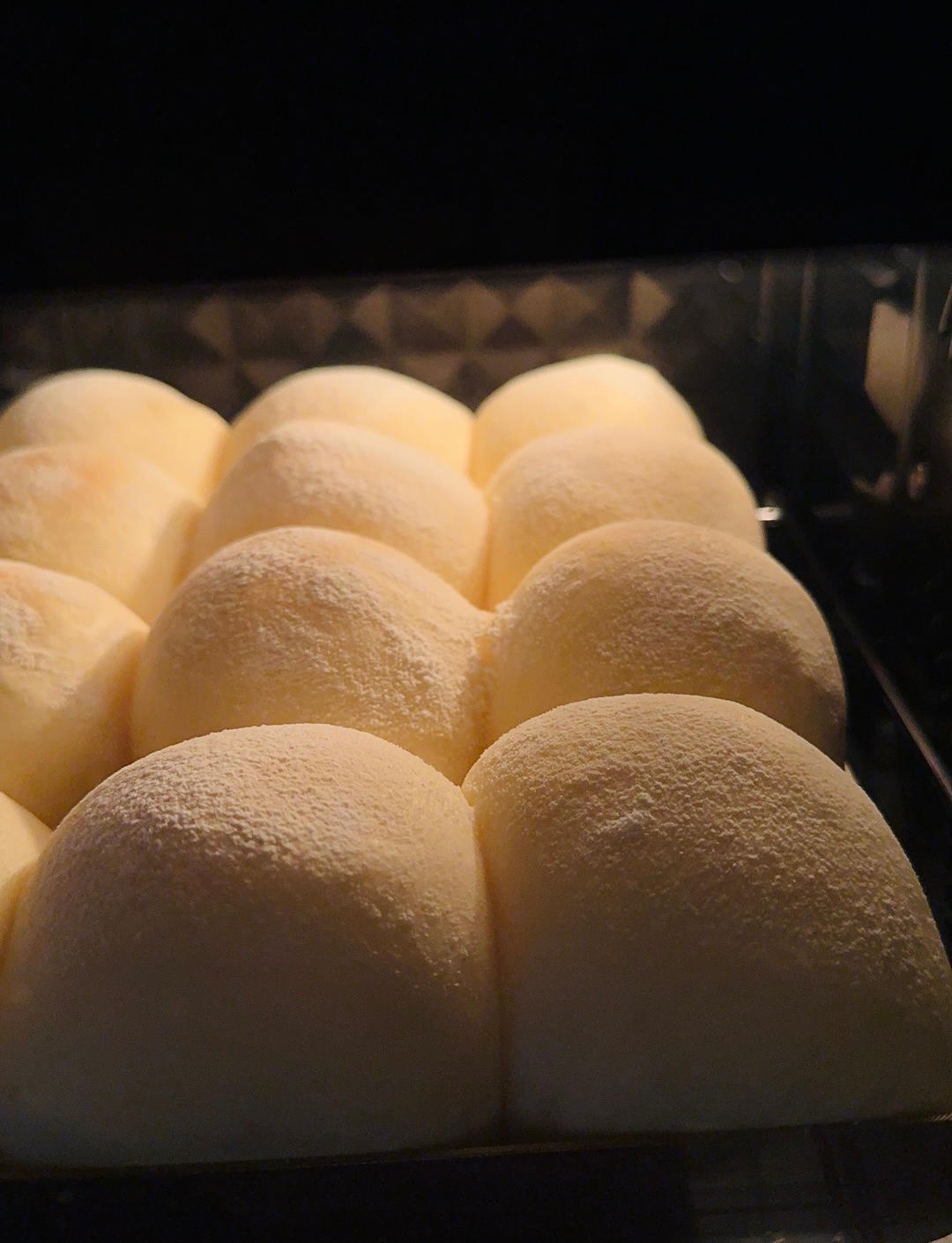 如云朵般☁️ 软白淡奶油餐包｜消耗淡奶油