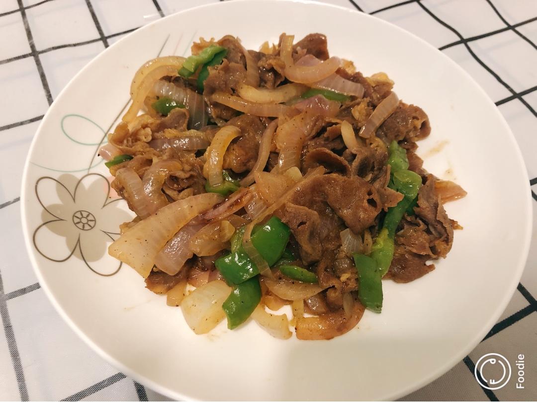 好吃到舔盘的秘制洋葱炒肥牛卷！拌饭巨香