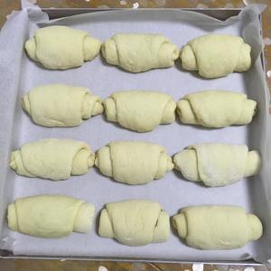 豆沙面包卷的做法 步骤10
